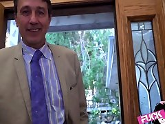 джина валентина в ебать это диван