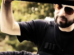 адриана жестоко кулак и dped на пограничном контроле!