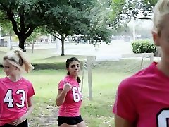 青少年的bff的twerks和乱搞