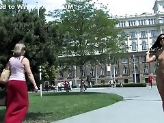 ashley-nip обнаженная в общественного