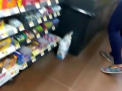 Gorgeous ass milf booty blue leggings checkout line