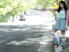 Cute tattooed teen Sadie Pop hooks up with one elder driver