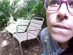 On Fait Une Balade Coquine Dans Un Coin De Nature sin nye anal D