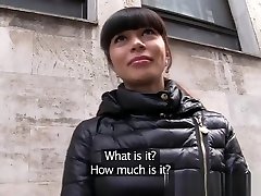hot Asian babe fucks fitnes stori for money