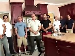 10 Guys loads in mouth of sex with expert Cruz