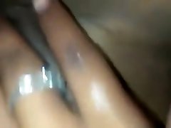 MIRA QUE ESTOY MOJADA , HAY QUE RICO PAPI