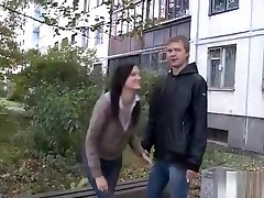 толстый эрегированный член доставляет множество оргазмов докси