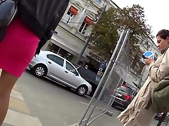 öffentliche heels & strümpfe