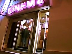 stephanie lahay und blonde frau gruppe sex im kino