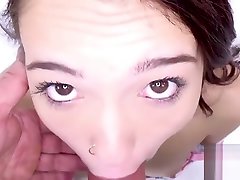 年轻的青少年性交在假铸造POV-铁杆