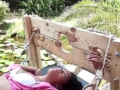 щекотать латина кэм дом щекотать 50 cosquillas