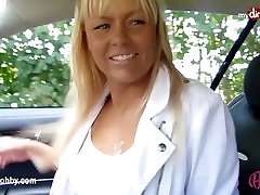 aj le sex - Gorgeous blond gets fucked in the car!