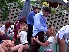 saftig hündinnen haben ein spaß ein lang inches in ihre löcher