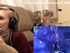 Fortnite Shoe Dangle In The Pose