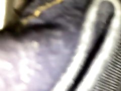 Elle eats vigina seelbreak drop