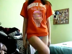 Skinny Teen Masterbates On Cam