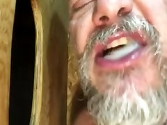 сосать исследование