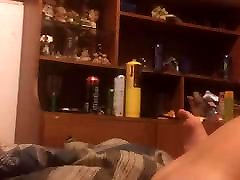 painal! пытаются сунуть в задницу