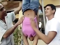 японское сосет с a большой открыть рот кляп