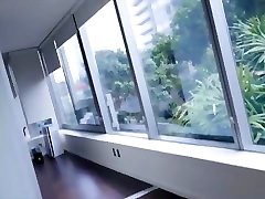紧青少年贝贝克洛伊斯科特钻通过她的角质Stepbro