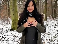 cute girlfriend experience school girls 16 in woods - cum on tongue