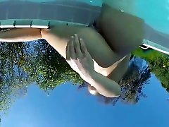 dani indion boobs videos et cherie deville vont se baigner
