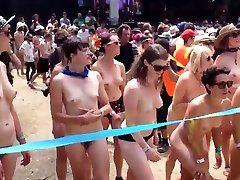 nudist run voyeur part 1