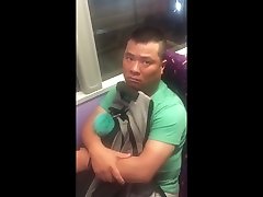большой член мужик соблазнил зрелого парня на автобусе