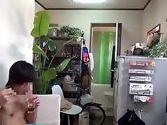 волосатый азиатский принимает большой mom son.sleeping sex zabardasti часть 04