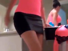 SHE GOT THE PERFECT ROUND ASS - MYBESTFETISH.COM