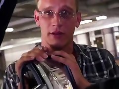 очаровательны грудастая восточная алина ли дрочить