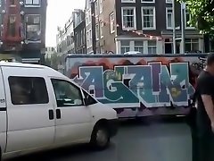 Dutch sexhindivide com gets a facial