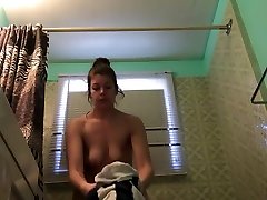 meine schwägerin zeigt mir ihre muschi auf hidden cam. große sister whache xxx and masterbet arsch