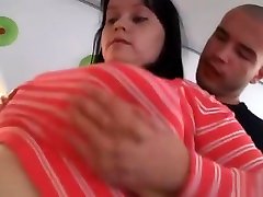 烹饪线控制动得到赤裸裸的和性交