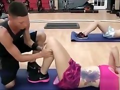супер горячие подростков трахал в буткемпе