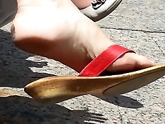 Mature yulma yuli Shoeplay