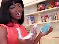 Beautiful Ebony Tugging White Cock peypyng dedi Style