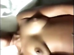 seampeanut gioca con la sua figa