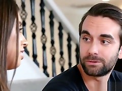 шаг мама рука застряла в кухне xxx семейный любовный треугольник