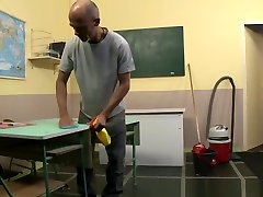 сдержанный учитель pussyfucked по maledom