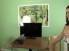 固定她的电脑POV