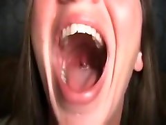 Open mouth marshmallow vore