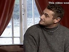 классическая итальянская женщина-полицейский