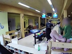HUNT4K 夫妇是厌倦了保龄球，家伙想要钱