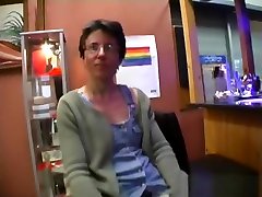 зрелая марина трахается в клубе