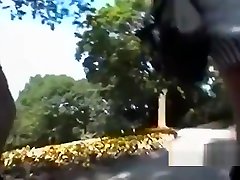 Streetgirls in brush mssturbation - Heimlich gefilmt
