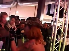 flexi cowgirl milfs on public stage