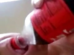 coke bottle cont