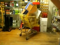 библиотека девушка 305