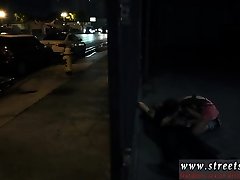 человек делает подросток сперма первый раз, когда ребята делают проходы на женщин, которые носят